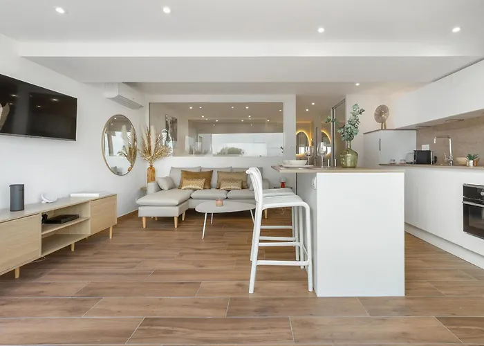 Le Sauvage - Luxe - Coursive - Terrasse - Parking - Village Naturiste Apartman