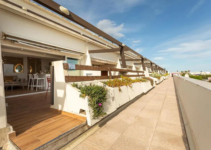 Le Sauvage - Luxe - Coursive - Terrasse - Parking - Village Naturiste Agde