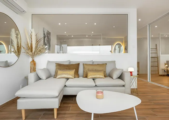 Le Sauvage - Luxe - Coursive - Terrasse - Parking - Village Naturiste Apartman *